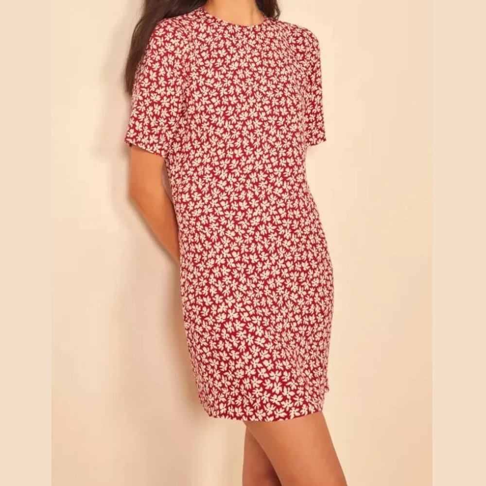NWOT Reformation Beth Floral Shift Dress